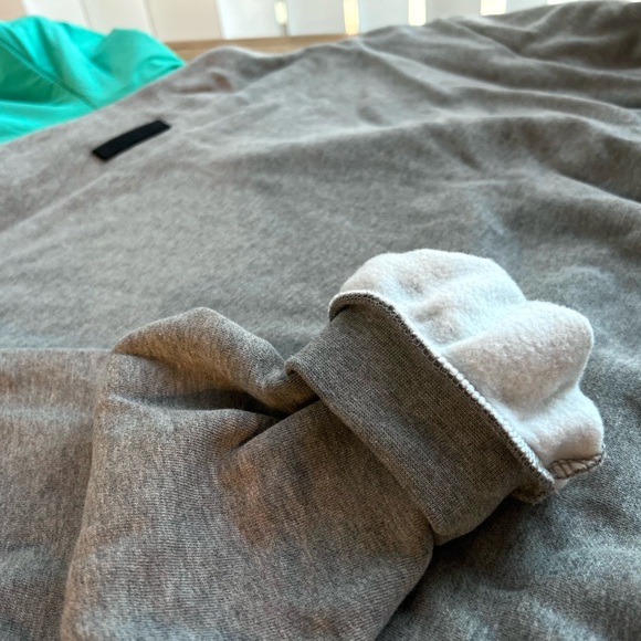 💎❇️Authentic Fear of God Essential Hoodie - Green Hood ✅💎 -XS - Picture 17 of 17